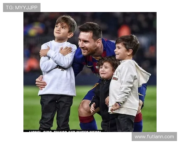 儿子眼中的足球明星父亲如何从辉煌走向被嫌弃的平凡生活